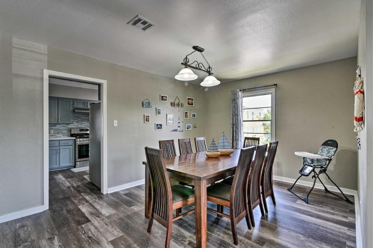 Spacious And Modern Family Duplex In Galveston! 외부 사진